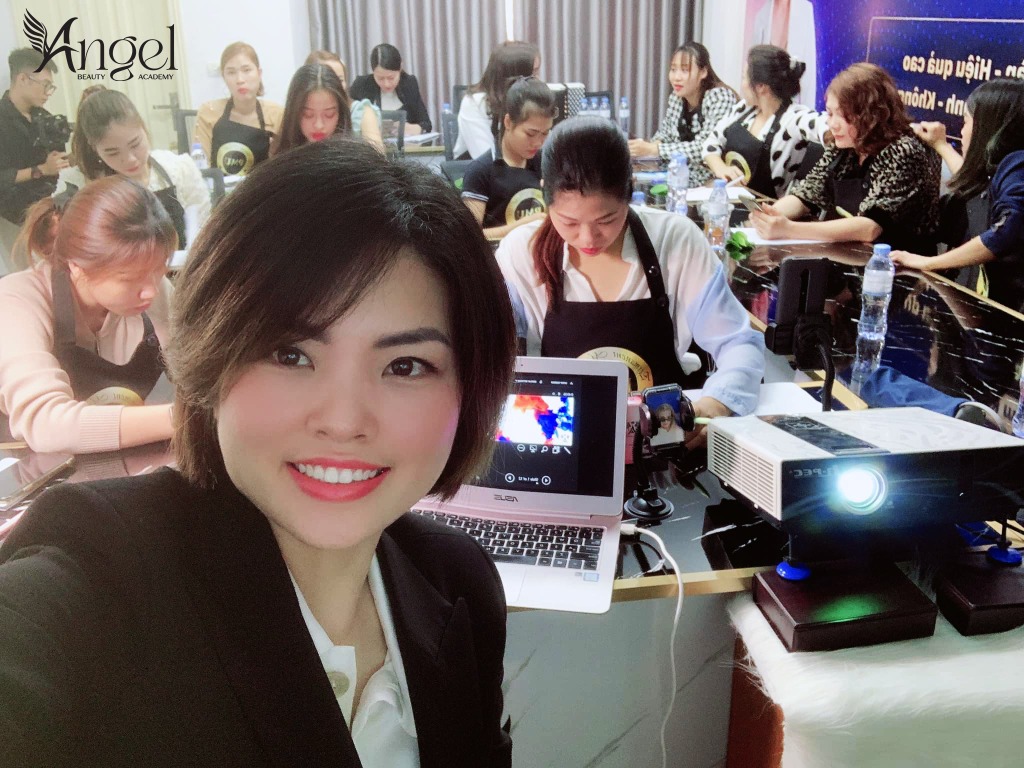 ThS. Vương Thu trực tiếp đào tạo thực chiến trên lớp