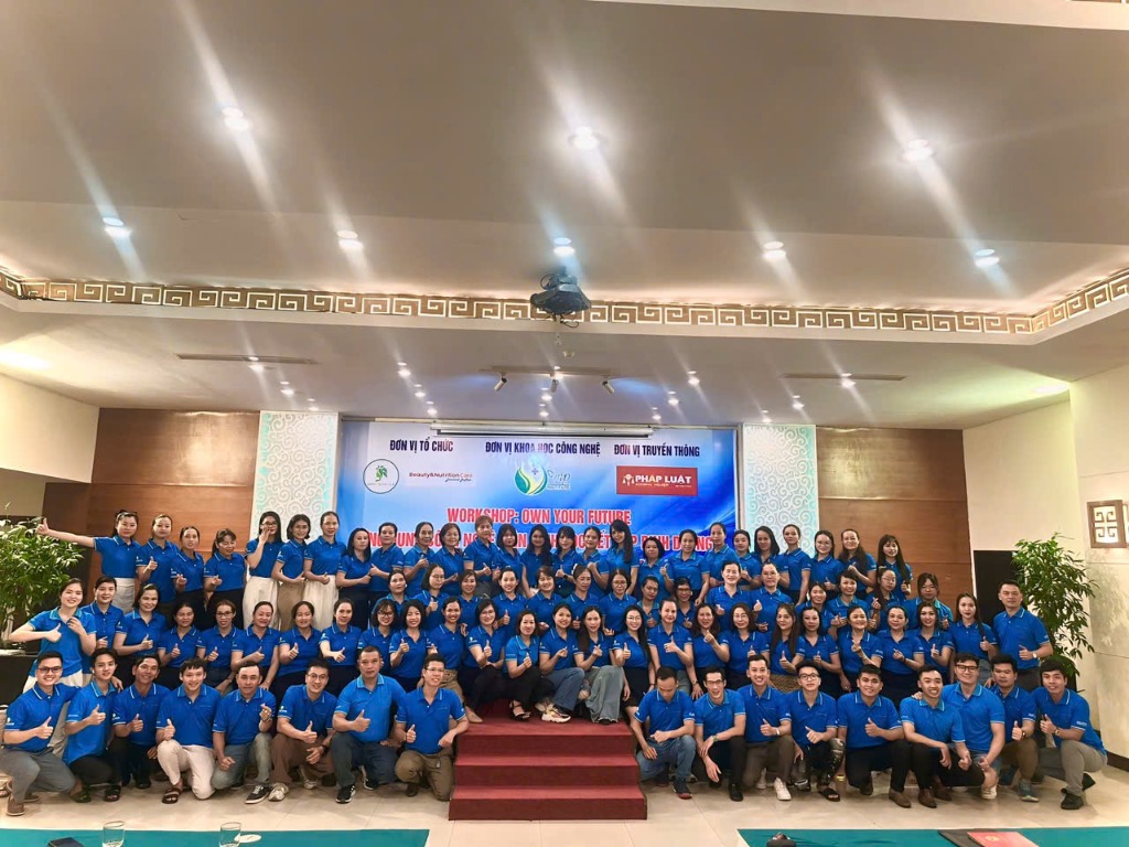 Workshop Own Your Future đông đảo học viên